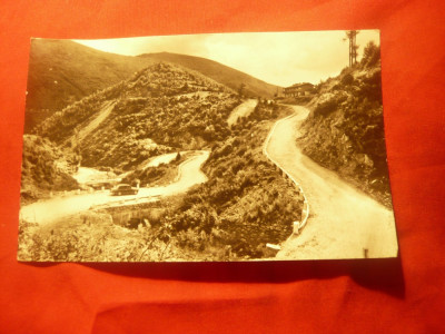Ilustrata Valea Sadului , serpentine si Cabana Gatul Berbecului circulat 1966 foto