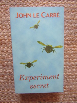 EXPERIMENT SECRET - JOHN LE CARRE foto