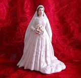 FIGURINA BIBELOU PORTELAN ENGLEZESC ROYAL WORCESTER QUEEN ELIZABETH 22 CM