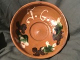 Arta si Traditie - Farfurie / Blid / Strachina / Castron de Horezu jud Valcea ceramica utilitara mijlocul sec XX cu initialele !