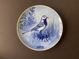 Farfurie de colectie din portelan danez Tove Svendsen, tematica pasari, editia anului 1979, designer John Jonsson