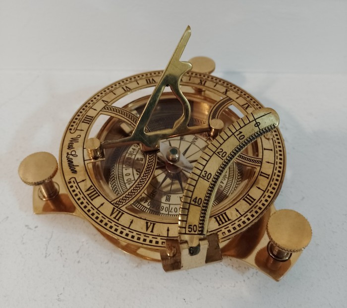 Busola cu compas si cadran solar nautic din alamă