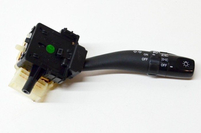 Buton comutator semnalizare KIA CARENS III UN 2008 OEM: 202005764,2020057632 13814722