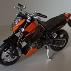 Macheta motocicleta KTM 690 Duke 3 - Maisto 1/18