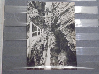 PODET-DRUM PRIN STRIMTOARE PRINTRE MUNTI,GERMANIA, BREITACHKLAMM BEI OBERSTDORF foto