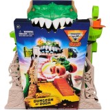 Set de joacă Monster Jam 1:87 Dragon Dungeon of Doom Playset, Mini Jams