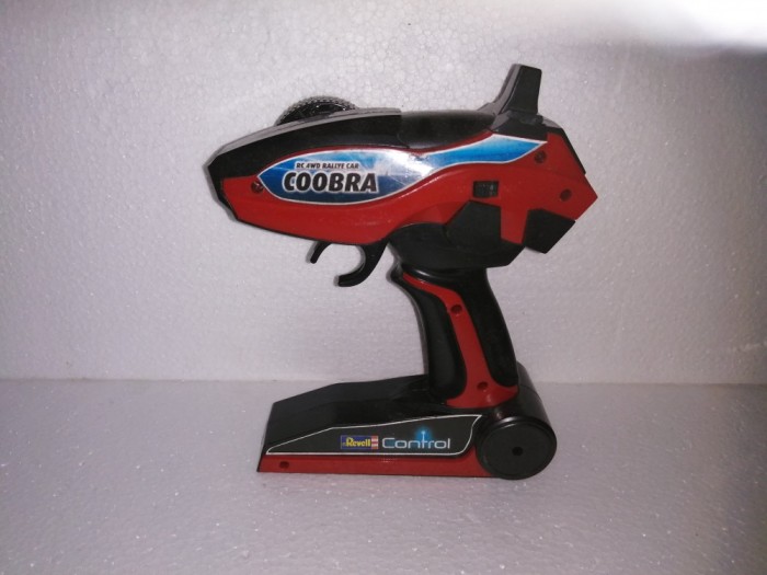bnk jc Telecomanda Revell 4WD Rallye Car Coobra - 2.4 GHz - functionala