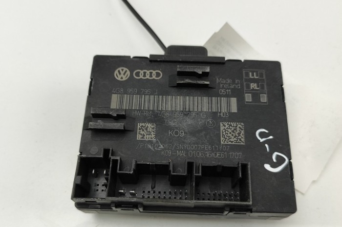 Modul de control ușă dreapta spate AUDI A6 Avant 4G5, C7, 4GD 2017 OEM: 4G8959795J,4G8959795G 30656824