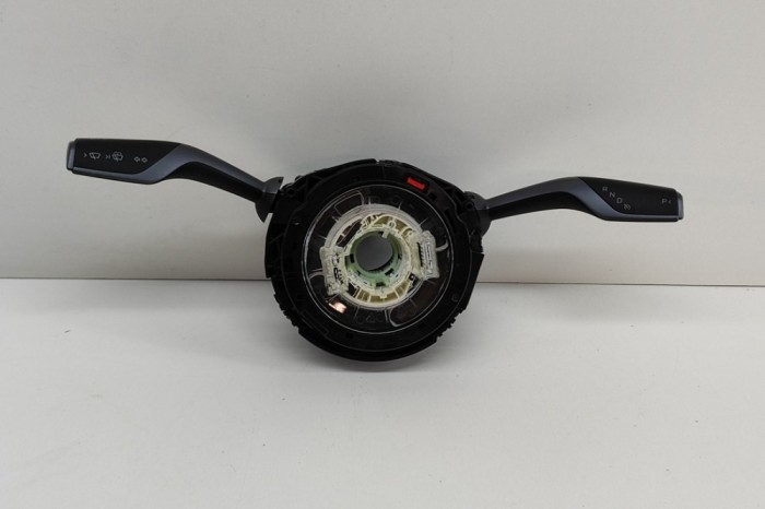Maneta semnalizare ștergătoare TESLA MODEL Y 2022 OEM: 1097662-00-O,10147490-04,10147477-11,10148116-17 21906980