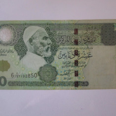 Libia 10 Dinars 2004