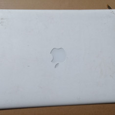 carcasa capac display Apple MacBook 13.3 13 A1342 Unibody 806-0468 cu DEFECT