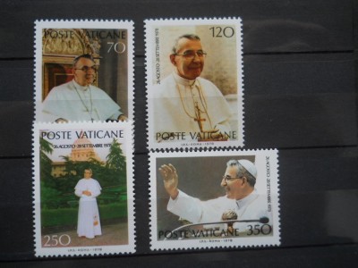 CV2 1978 SERIE VATICAN foto