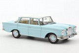 Macheta auto Mercedes-Benz 220 S albastru 1965, 1:18 Norev