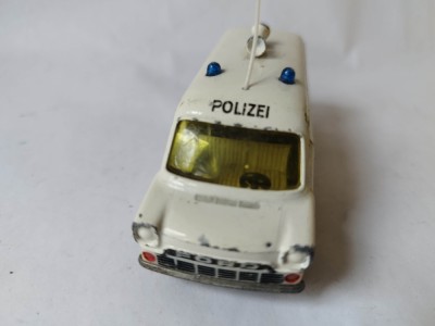 bnk jc Siku V268 Ford Transit Combi Polizei foto