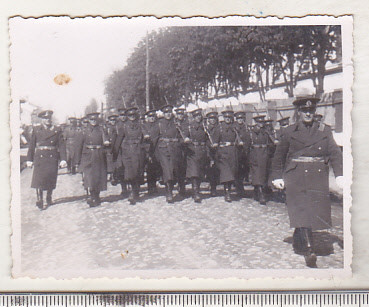 bnk foto Militari in defilare - anii `40 - Foto Lux Craiova foto