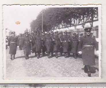 bnk foto Militari in defilare - anii `40 - Foto Lux Craiova
