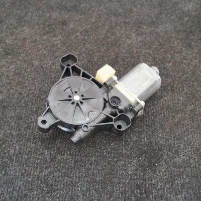 Motor macara geam ușă dreapta față AUDI A3 8V1, 8VK 2013 OEM: 5Q0959801B0130822717 2412801 foto