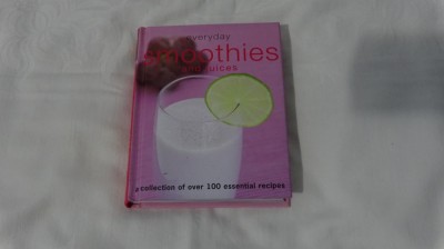 Linda Doeser - Everyday Smoothies And Juises - 100 Essential Recipes - 2008 foto