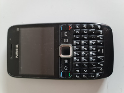 Telefon Nokia e63 RM-437 folosit foto