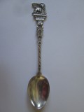 Venetia lingurita souvenir din argint(marcaj 800) cu figurina heraldica leul Sf.Marco din anii 20,lungime=112 mm
