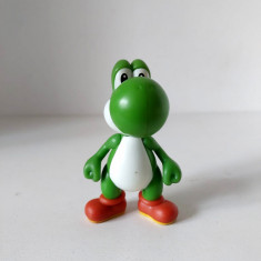 ** Figurina Yoshi Super Mario Bros Nintendo 2013 Mc Donald's, 9cm