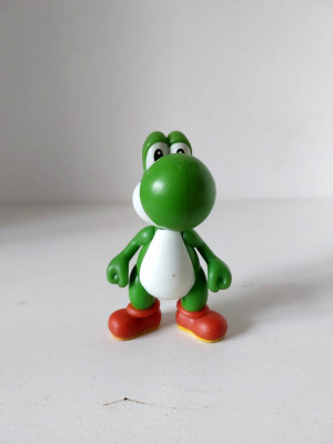 ** Figurina Yoshi Super Mario Bros Nintendo 2013 Mc Donald&amp;#039;s, 9cm foto