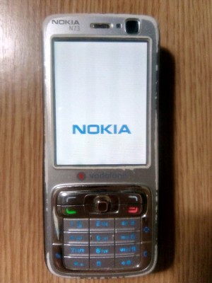 Telefon Nokia N73 foto