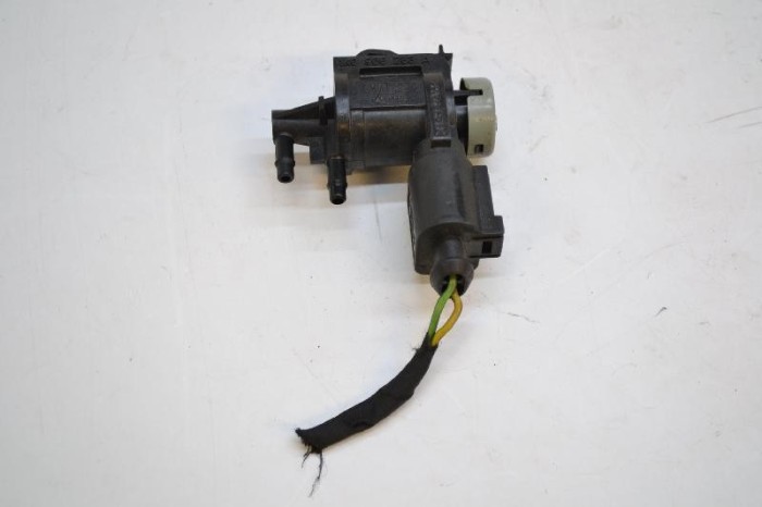 Supapa solenoid VW PASSAT CC 357 2009 OEM: 1K0906283A | 2588653