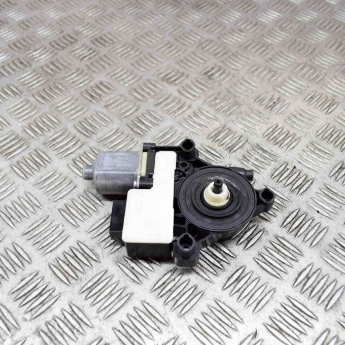 Motor macara geam ușă dreapta spate VW GOLF VII 5G1, BQ1, BE1, BE2 2018 OEM: 0130822694,5Q0959812D 14511522