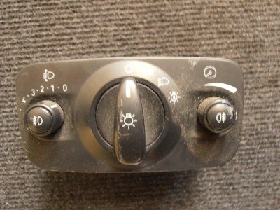 Modul de control comutator faruri FORD MONDEO IV Turnier BA7 2007 OEM: 6G9T13A024CE | 1520786 foto