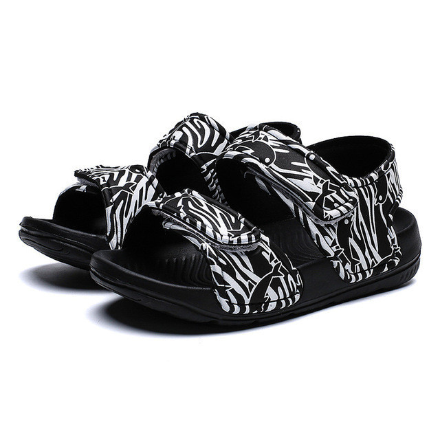 Sandale negre - Delfinas (Marime Disponibila: Marimea 26)