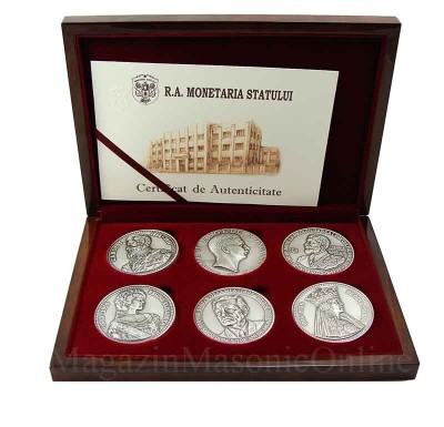 Set medalii comemorative REGII ROMANIEI 1881 - 1947 foto
