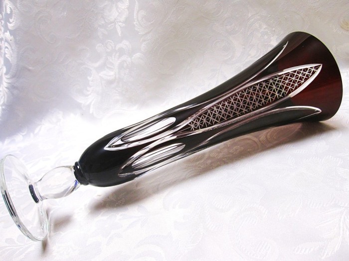 VAZA CRISTAL COLORAT RUBIN 28 CM