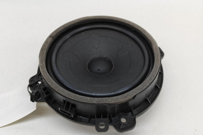 Difuzor ușă st&acirc;nga față KIA SPORTAGE V NQ5 2023 OEM: 96330-R2000 26329038