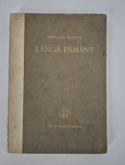 Carte veche Adrian Maniu Langa pamant Versuri