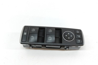 Buton geam ușă dreapta față INFINITI Q30 2019 OEM: A1669054400 | 31519665 foto