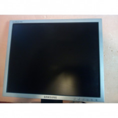 Monitor Sh LCD Samsung SyncMaster 740N 17 inch foto