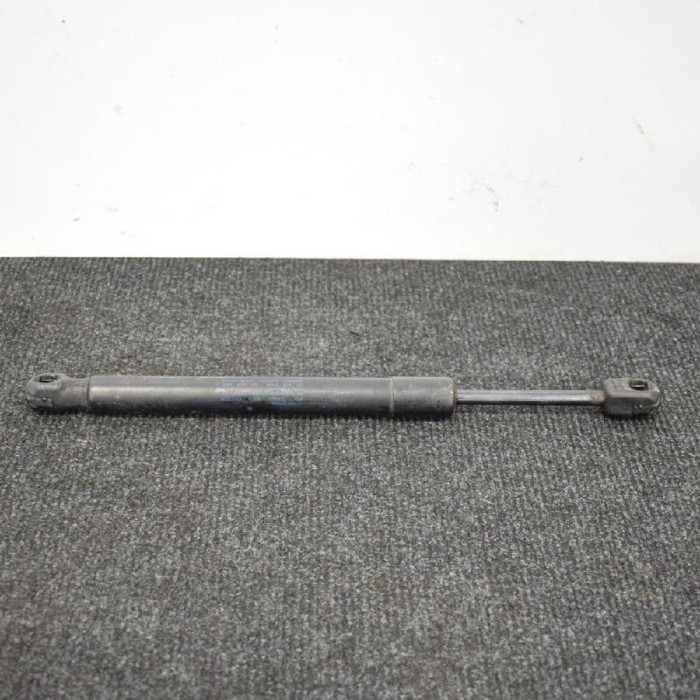 Amortizor haion dreapta AUDI A4 8EC, B7 2006 OEM: 8E5827552J 3636894