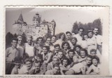 bnk foto Excursionisti la Castelul Bran - 1951