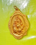F452-Medalion Sf. MARIA cu Pruncul-Ordinul Dominican-Ingeri bronz masiv aurit.