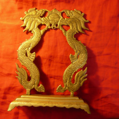 Statueta veche bronz - Poarta Dragonilor - China , dim.=23x17cm