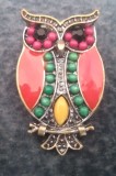 BROSA VINTAGE IN FORMA DE BUFNITA VECHE ANII 60 70