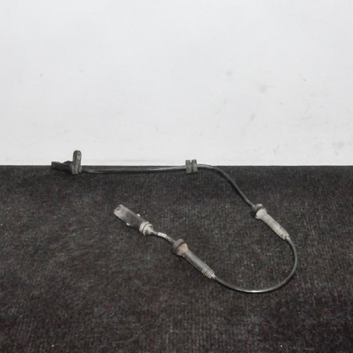 Senzor ABS st&acirc;nga față BMW 4 Coupe F32, F82 2014 OEM: 6791223 2671161