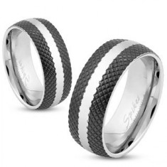Inel din oțel cu suprafață neagră cu model cu zăbrele, fășie în culoare argintie, 6 mm - Marime inel: 49
