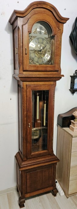 Ceas de podea cu pendul si 3 greutati Urgos