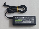 Incarcator Laptop Sony VGP-AC19V37 19.5V 3.9A 75W Mufa 6.5x4.4mm