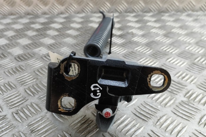 Balama ușă dreapta spate TESLA MODEL X 2020 OEM: 1035371-00-D,1037844-00-M,1047580-00-D | 31670187