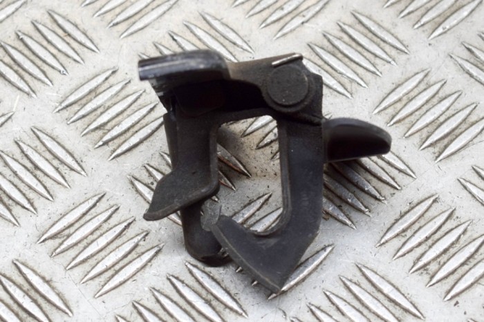 Zăvor de siguranță capota MERCEDES-BENZ CLK Cabrio A209 2008 OEM: A2198800064 14440480
