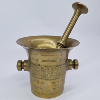 Mojar si pistil bronz masiv vintage foto