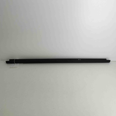 Chedar geam ușă st&amp;acirc;nga spate BMW iX1 U11 BEV 2023 OEM: 9451523 foto